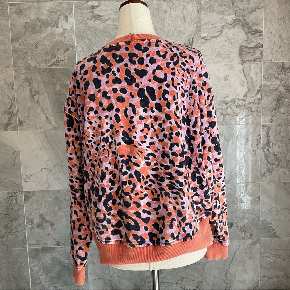 JOYLAB Animal Print Sweatshirt - Picture 6 of 8